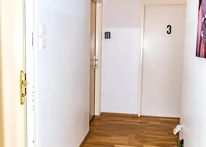 Spacious 5 Minutes To Wiener Stadthalle Hospedagem domiciliar *