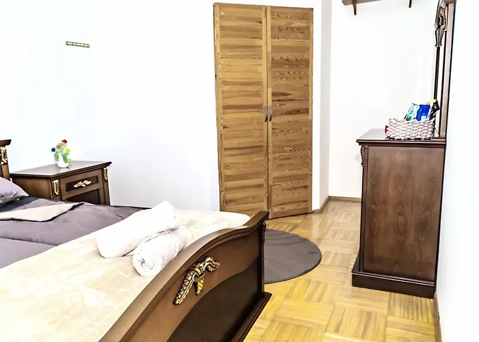 Hospedagem domiciliar Spacious 5 Minutes To Wiener Stadthalle