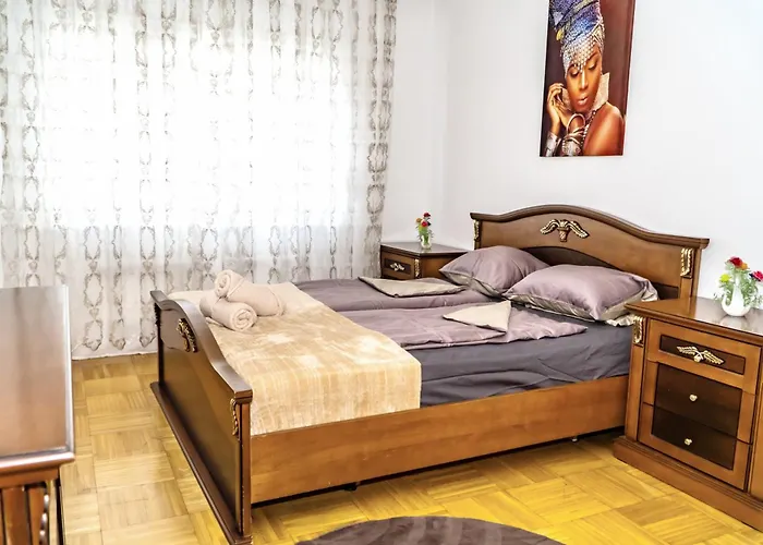 Spacious 5 Minutes To Wiener Stadthalle Hospedagem domiciliar Viena