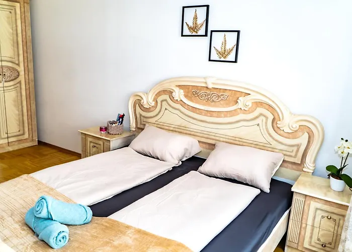 Hospedagem domiciliar Spacious 5 Minutes To Wiener Stadthalle